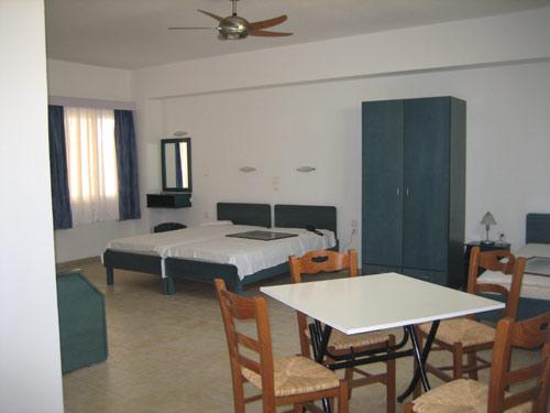 Apartment number 102 in ground floor  .Very very cool , accommodates up to 5 persons..